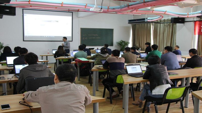 企业培训一天价格，如何科学评估？**